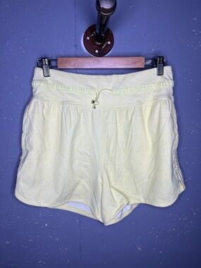 Travis Mathew Shorts Large